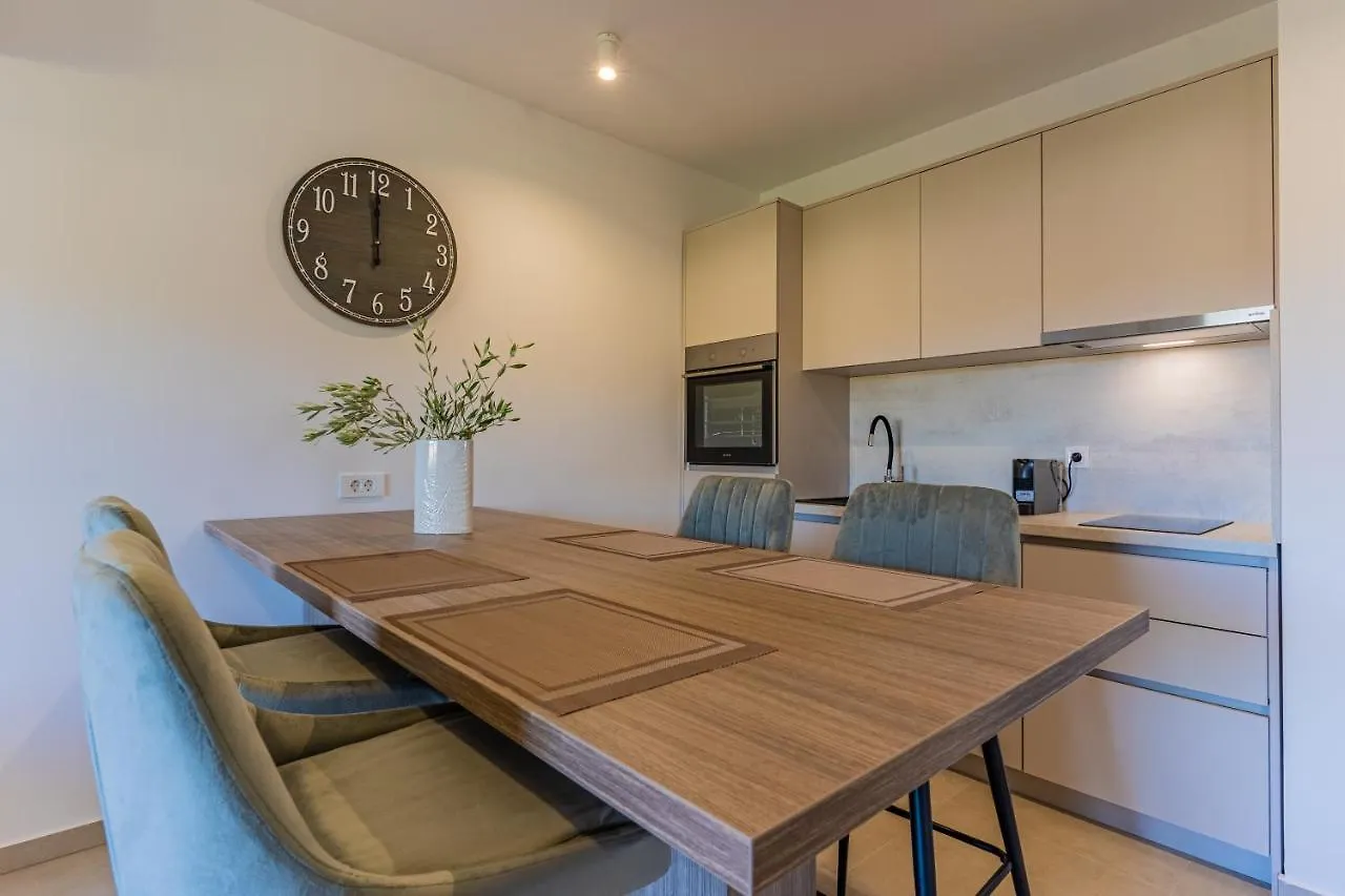 Villa Orhideja Cres Aparthotel