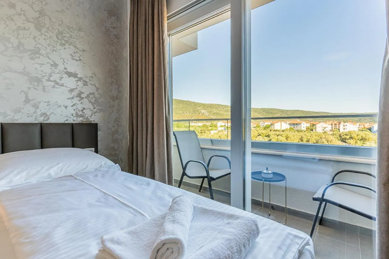 **** Aparthotel Villa Orhideja Cres Croazia