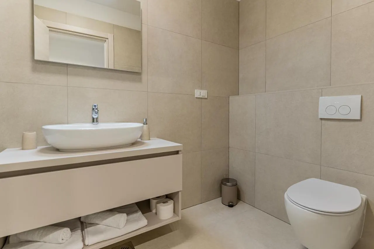 Villa Orhideja Cres Aparthotel