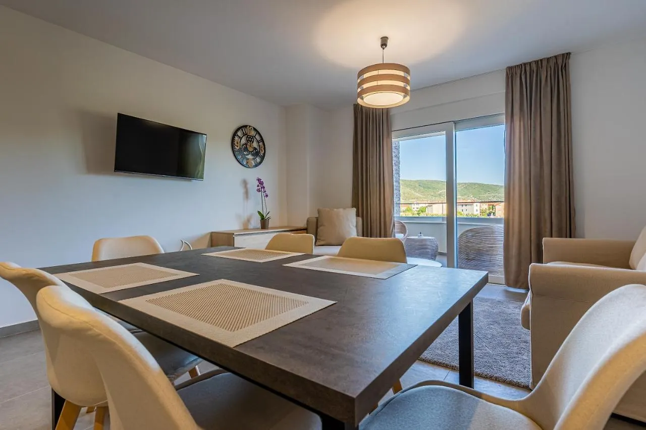 Villa Orhideja Cres Aparthotel